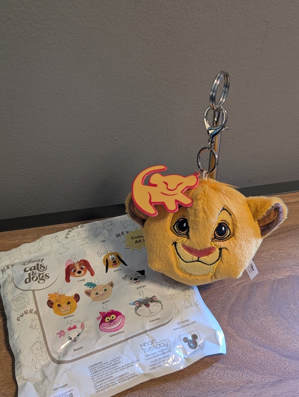 Disney Cats and Dogs Mystery Plush Keychain Simba Lion King New